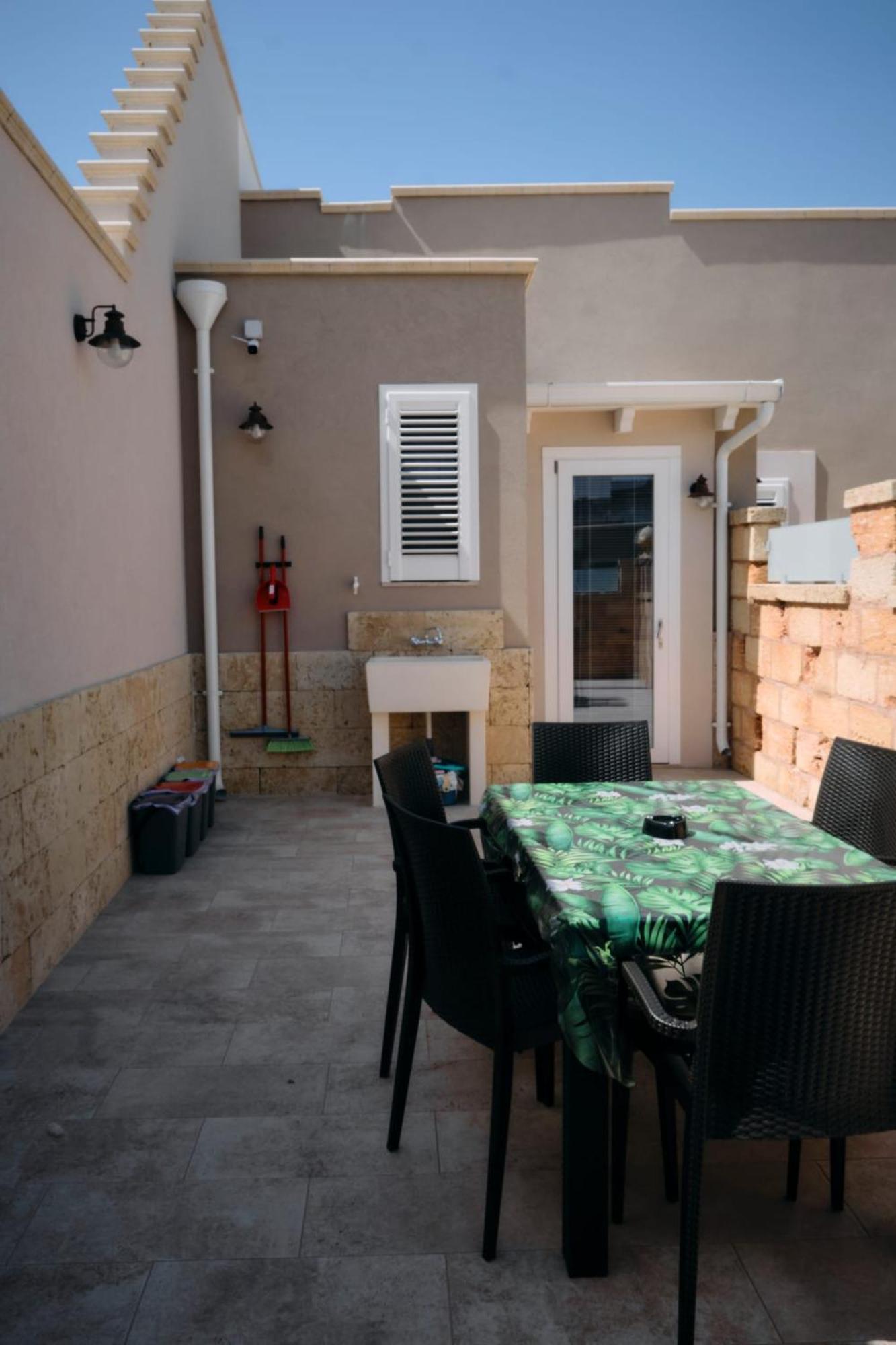 Case Vacanze Da Pino A E B Torchiarolo Extérieur photo
